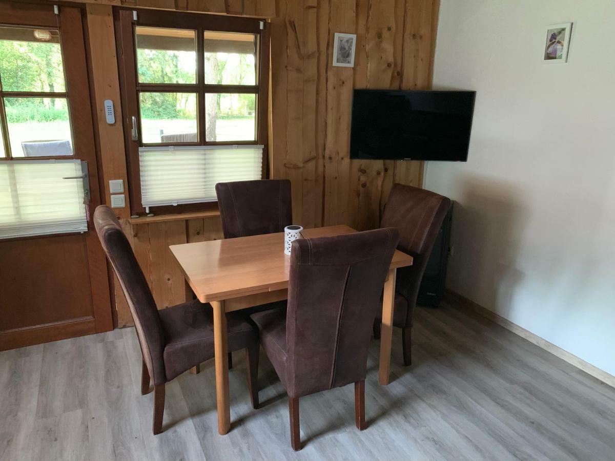 فيلا Uelsenفي Ferienhaus Am Waldchen المظهر الخارجي الصورة